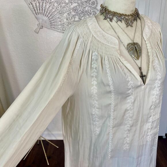 Lilly Pulitzer Cream White Embroidered Boho Silky Top Hollis Tunic Blouse M - Picture 6 of 8